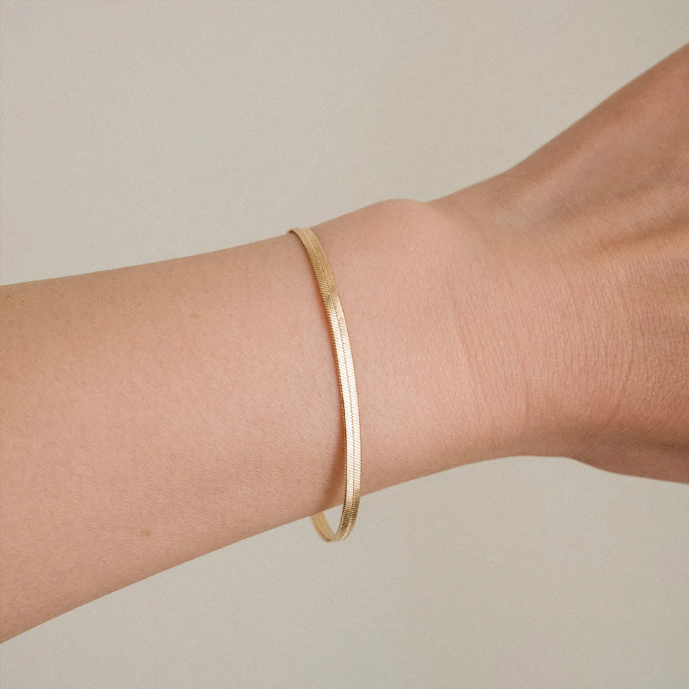 eManco Women Snake Chain Bracelet