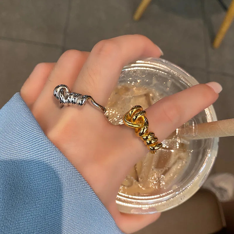 LIVVY Circle Ring