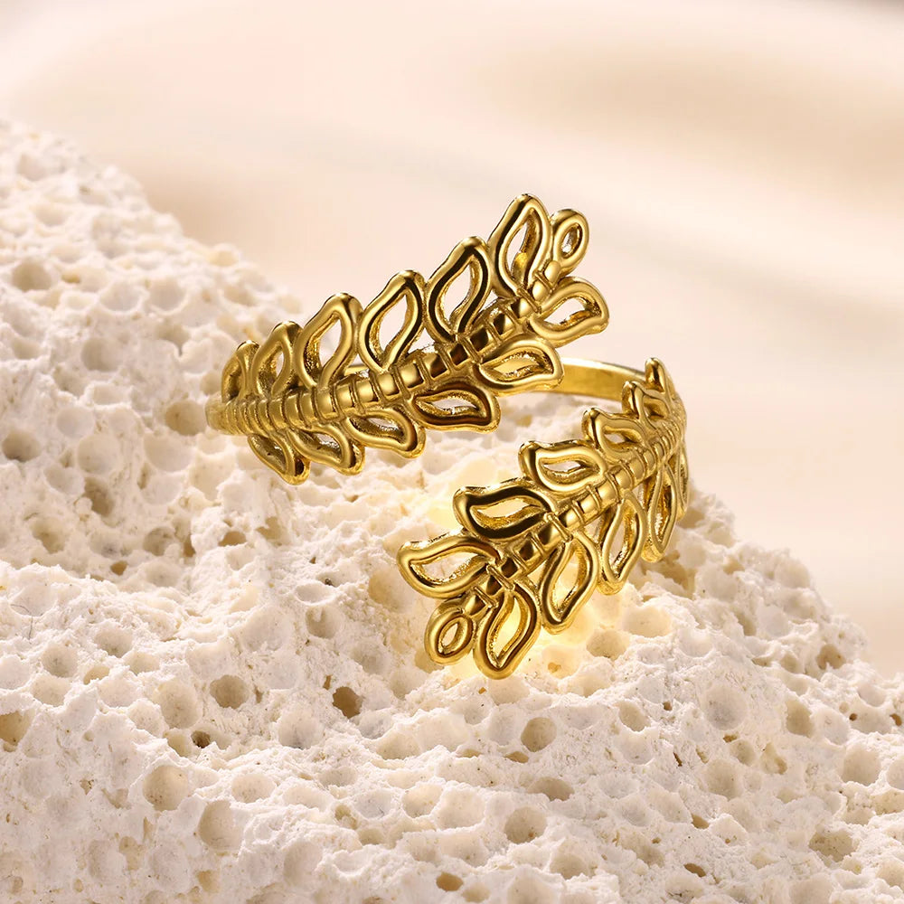 Hollow Leaf  Ring