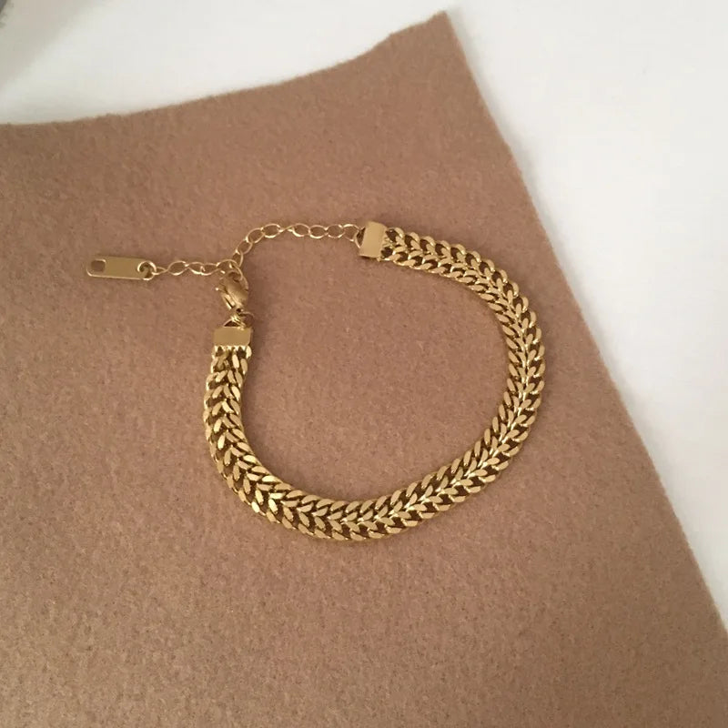 Weave Charm Thick Chain Necklaces