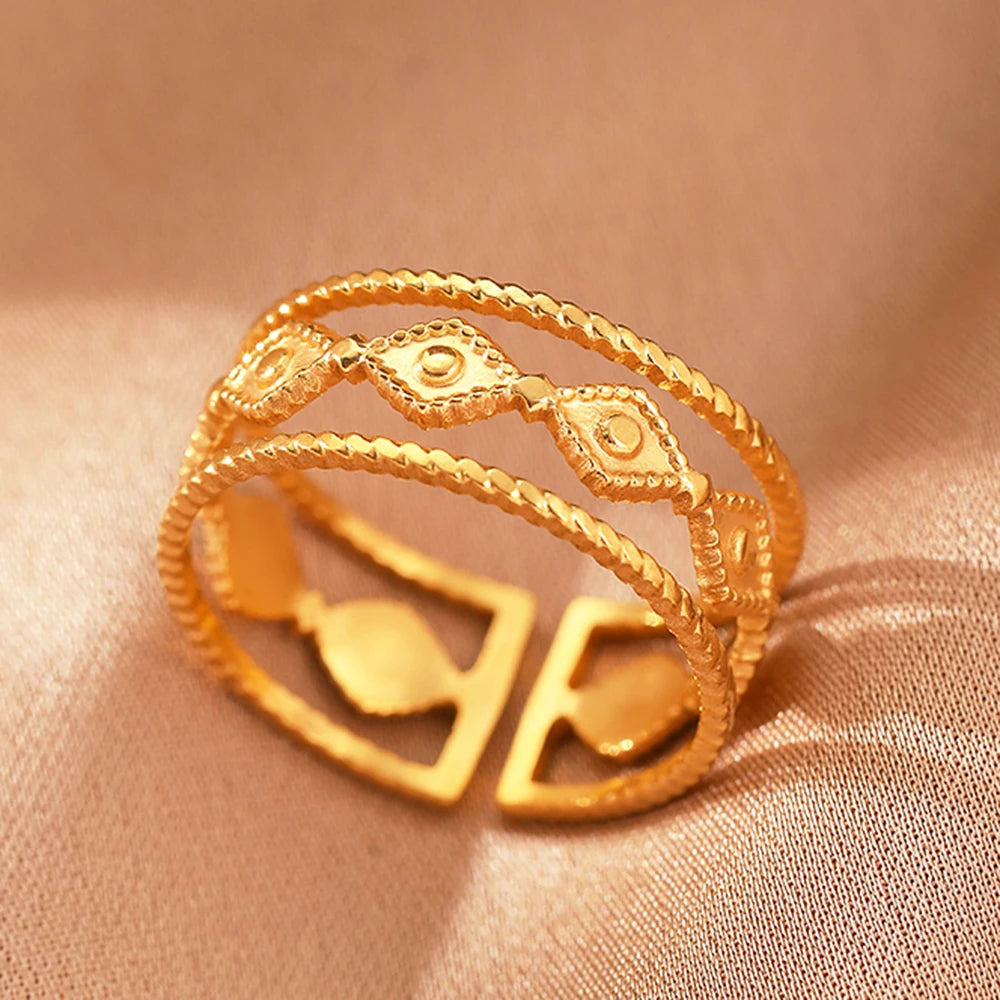 Exquisite Hollow Rings