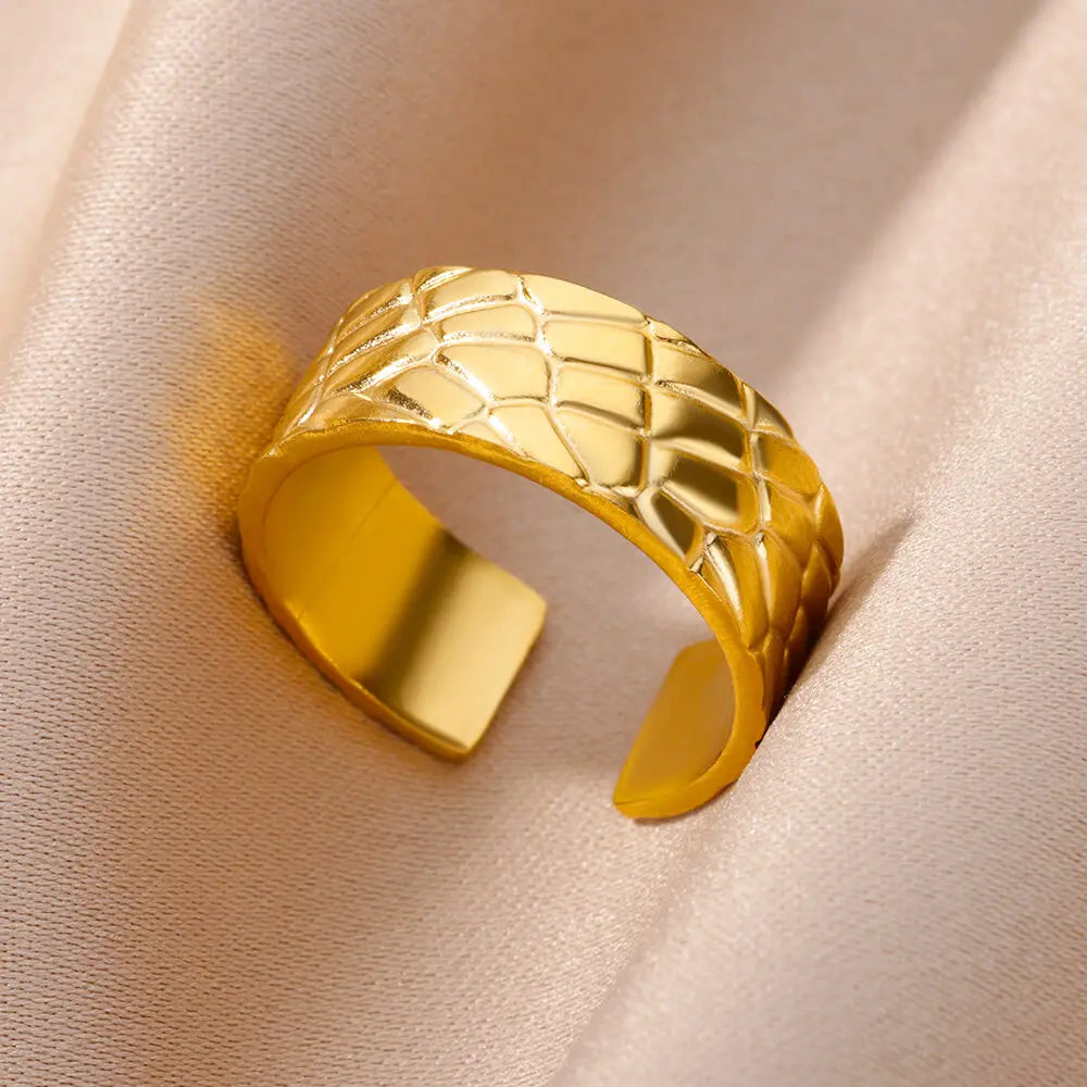 lona Ring