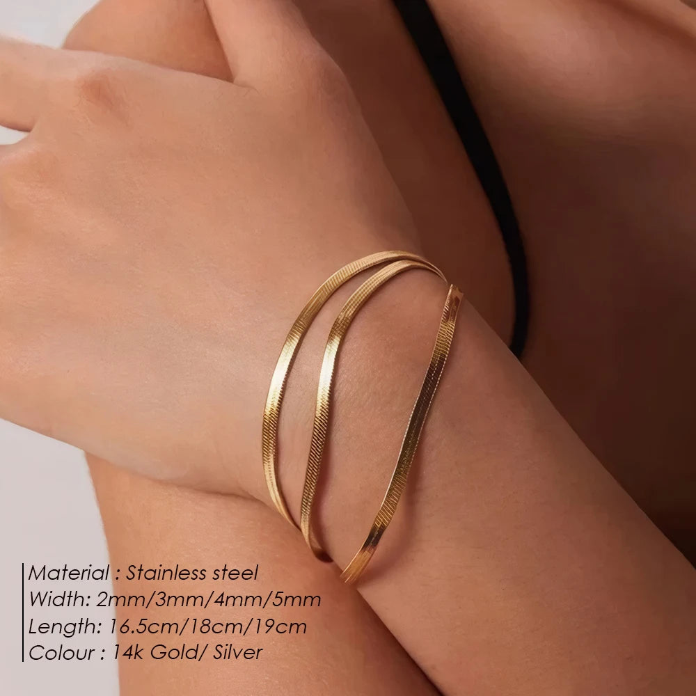 eManco Women Snake Chain Bracelet