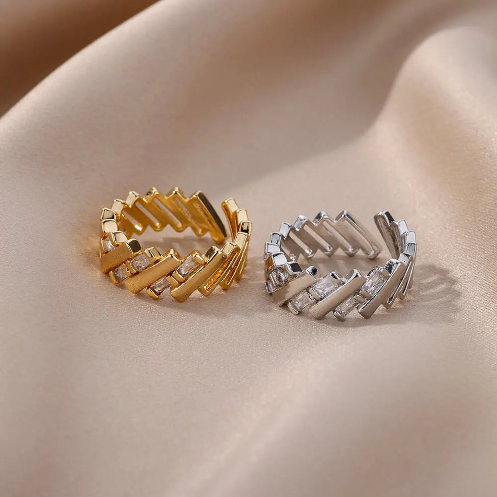 Zircon Crystal Finger Ring