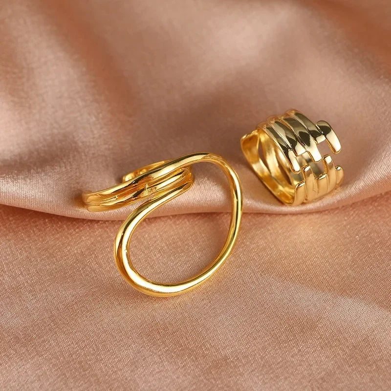 Exaggerated Lines Rings