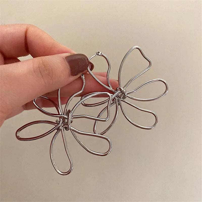 YANGLIUJIA Flower Earrings