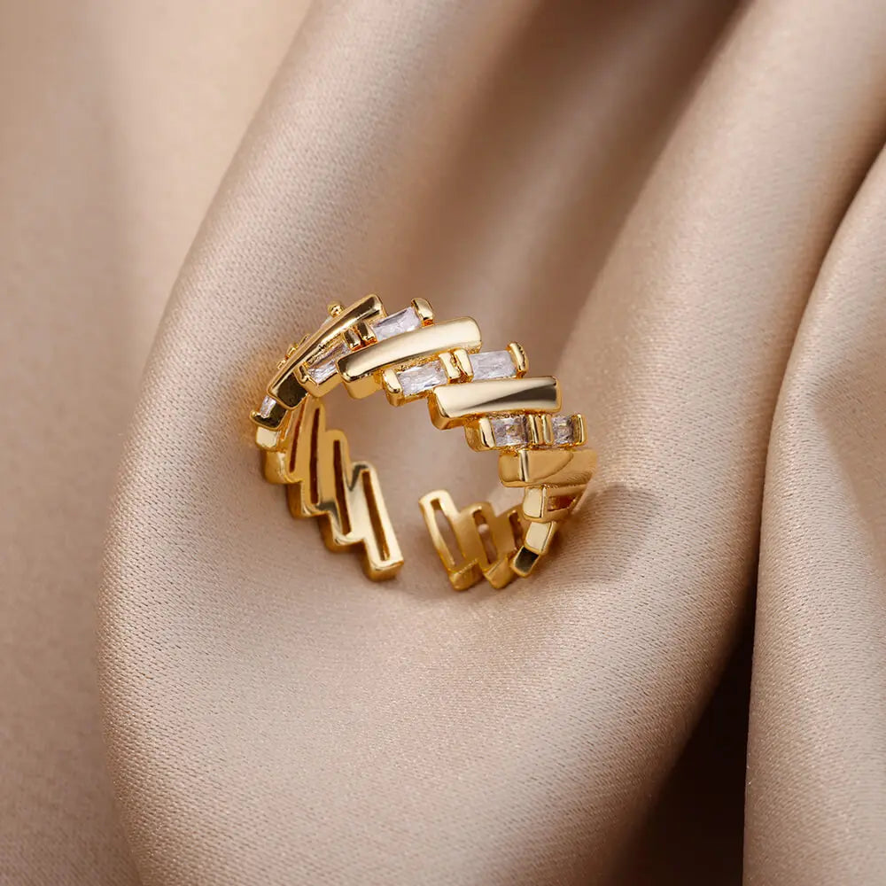 Zircon Crystal Finger Ring